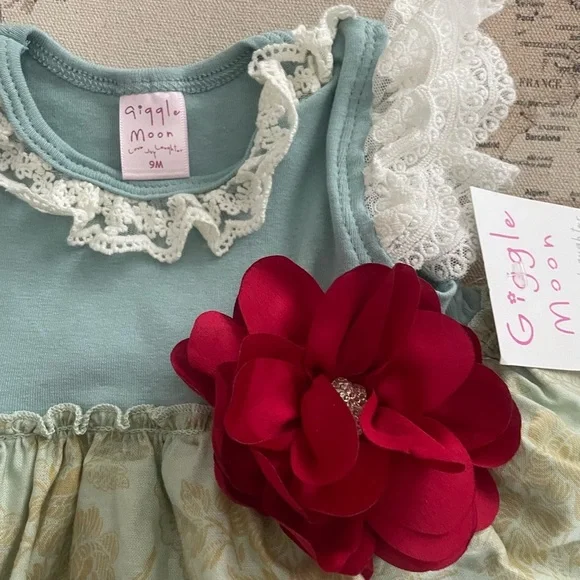 🆕Giggle Moon 9Mo Dress Set Shipped via USPS - Picture 2 of 5